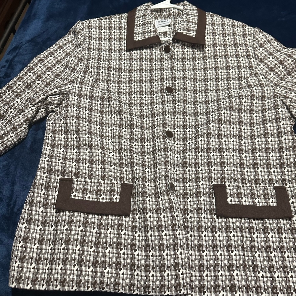 Elegant Brown Tweed Women's Jacket